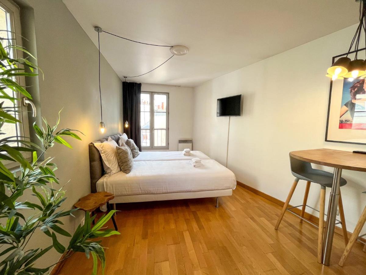 Charmant Studio Dans Un Immeuble Paris 5 Apartment Bagian luar foto