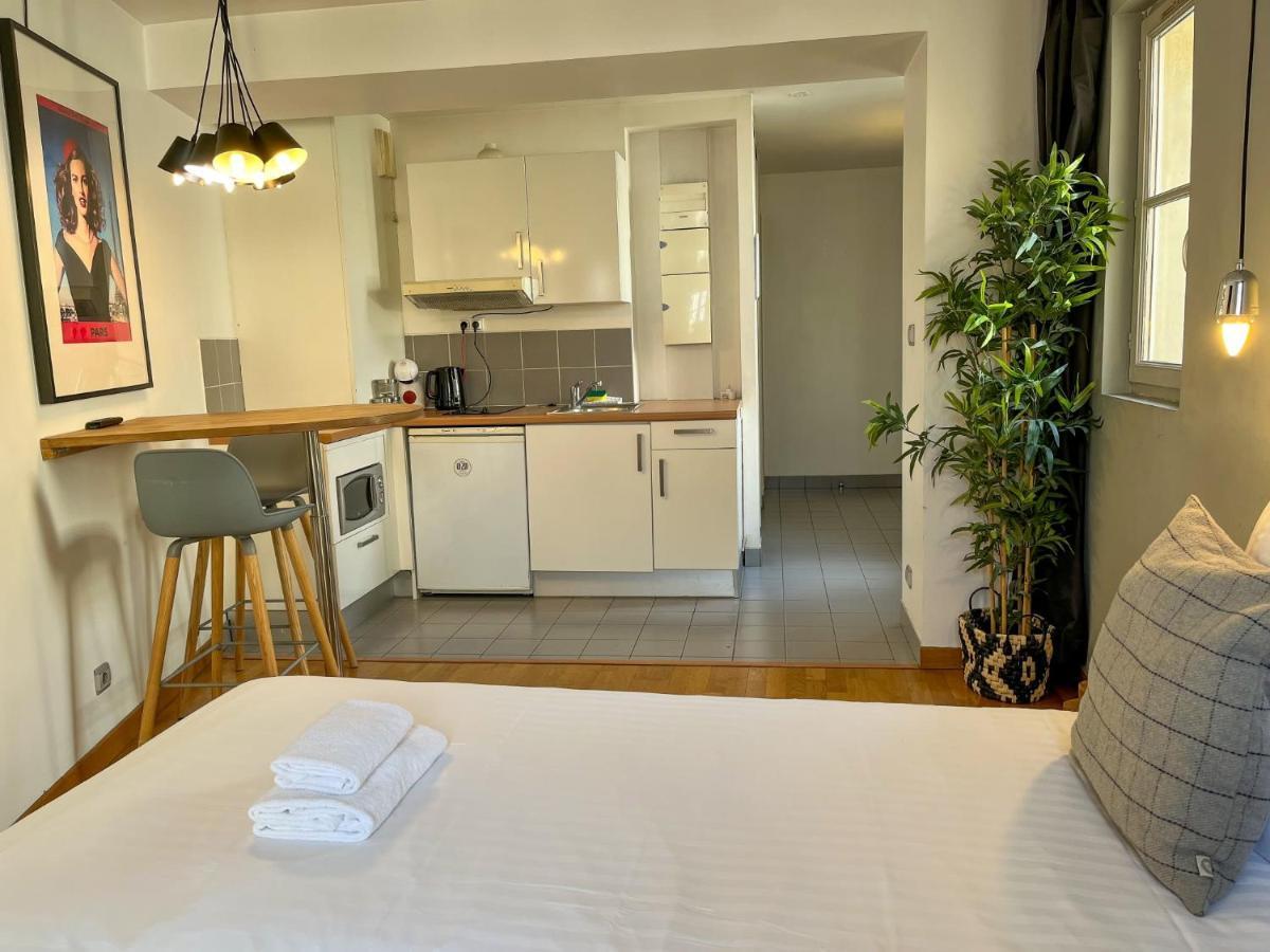 Charmant Studio Dans Un Immeuble Paris 5 Apartment Bagian luar foto